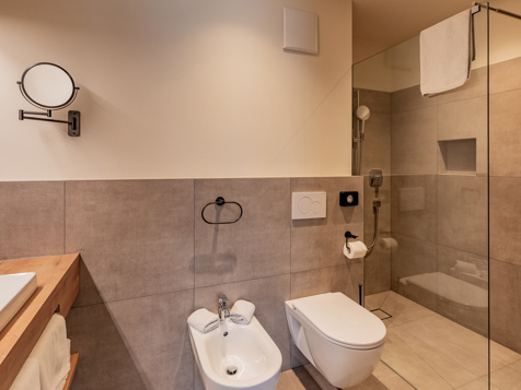 Lagrein Room image 3