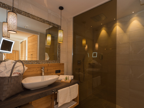 Lake Suite image 2