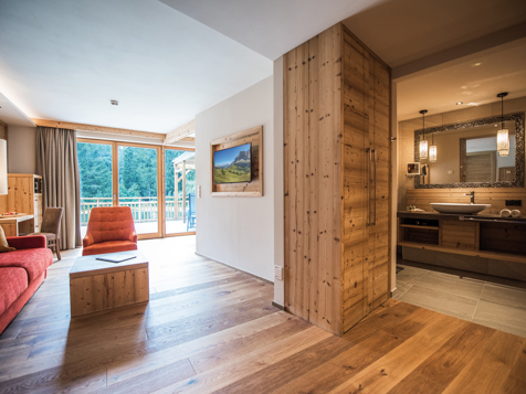 Lake Suite image 9
