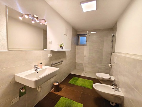Large Family apartment "Bruneck"  image 32