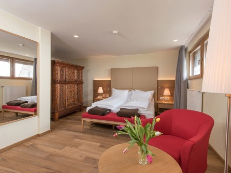 Luxury Suite with south balcony and Dolomites view image 1