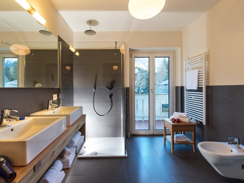 Mansardenzimmer image 2