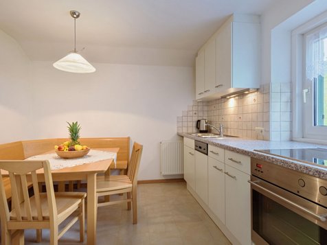 Michaela apartment image 11