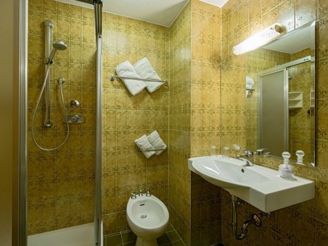 Michaela apartment image 9