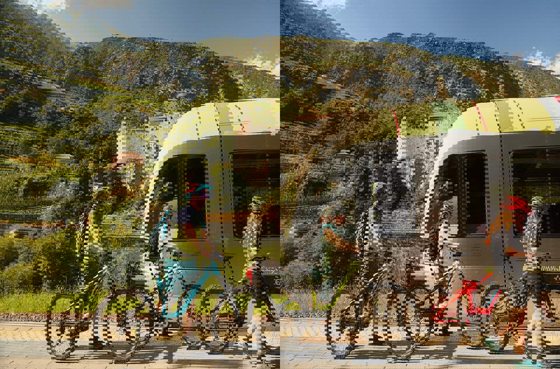 Mit dem E-Bike durch Südtirol Mit dem E-Bike durch Südtirol