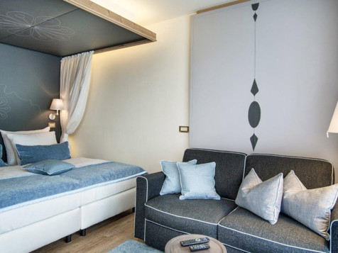 Montis Suite-1