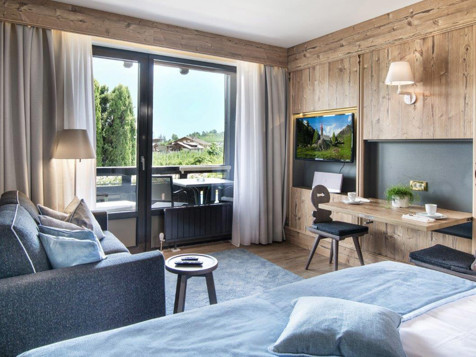 Montis Suite-4