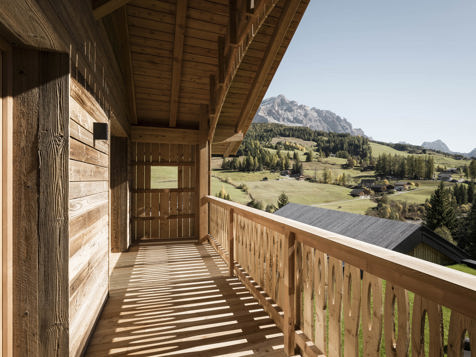 MOUNTAIN DELUXE APARTMENT 102 image 11