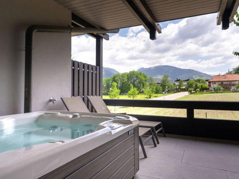 Mountain Spa Suite image 10