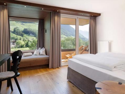 NEU: Doppelzimmer "Aue Deluxe" image 1