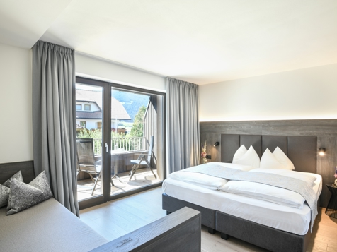 NEW NATURE SUITE-6