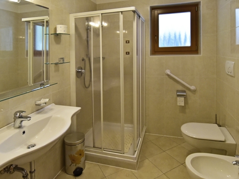 Nr. 22 - Doppel/Dreibettzimmer image 7