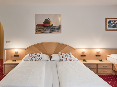 Nr. 23 - Double / Triple Room with Balcony image 10