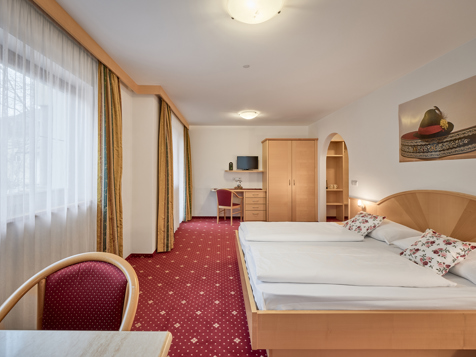 Nr. 23 - Double / Triple Room with Balcony image 12