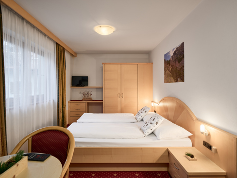 Nr. 24 Double Room with Balcony image 10