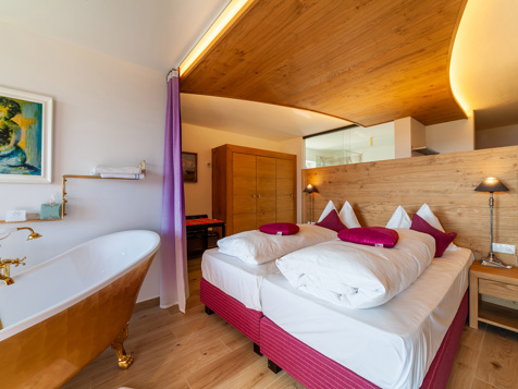 Nuovo First class image 3