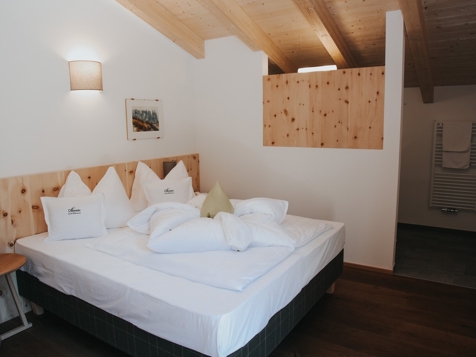 Oberwiesen Pinus image 6