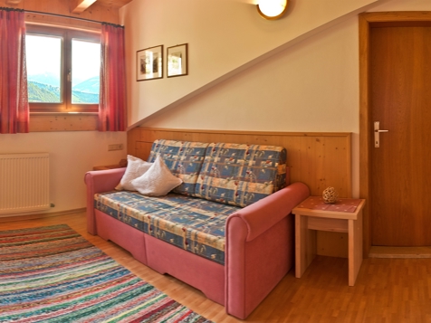 Panorama Appartement Schloss Tirol image 9