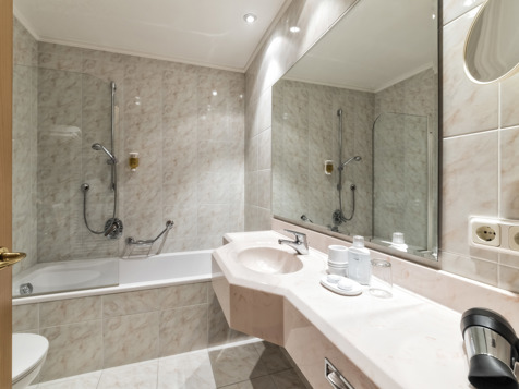 Panorama mit Balkon image 8