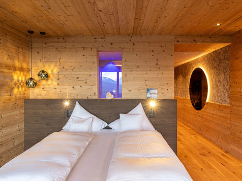 Panorama suite Dolomites image 3