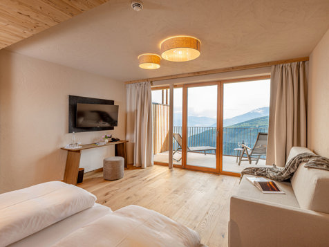 Panorama suite Dolomites image 4