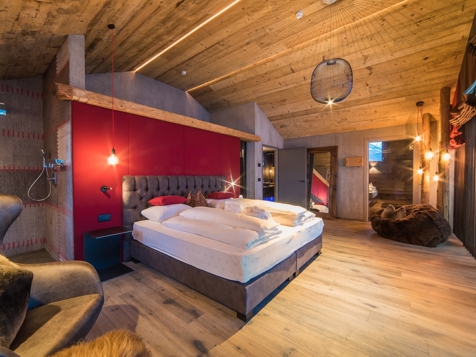 Penthouse "Tati" image 2