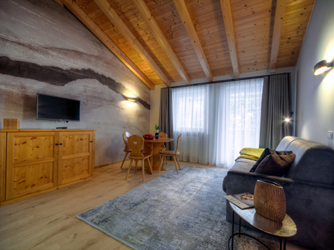 PIZ appartamento con balcone per 2-6 persone image 4