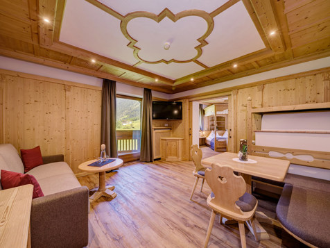 Pyrus - NEW SUMMER 2026-1