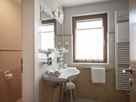 Room "Cima Nove Family" image 5
