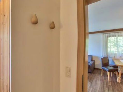 WEINBERG ZWEIRAUMZIMMER 360° View