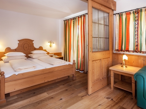 Joch and Nörgele Suite 360° View