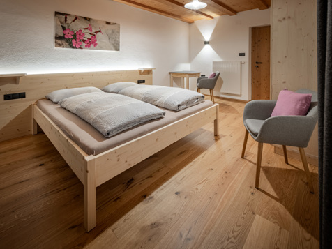 Rosengarten-Zimmer image 1