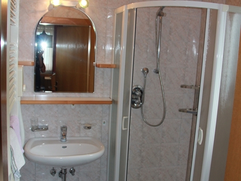 shared room image 2