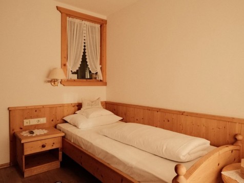 Single Room BIO Löwenzahn image 1