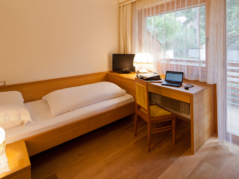 Single room image 1