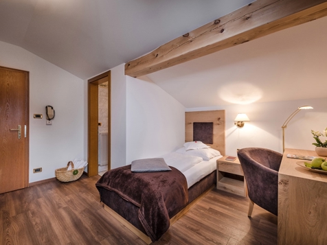 Single room image 1
