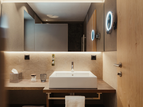 Single Room image 10