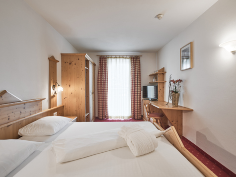 Single room image 2