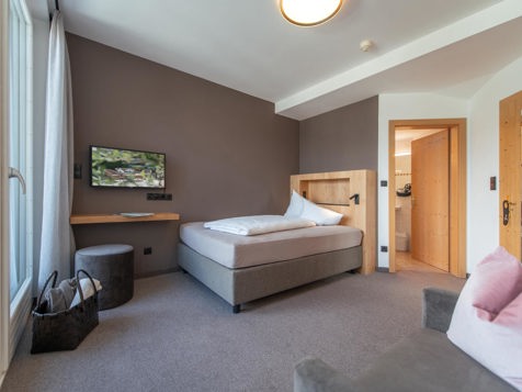 Single Room image 3