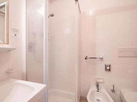 Single room image 5