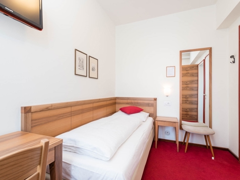 Single room image 5