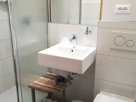 Single room image 6