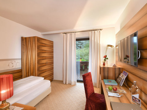 Single Room Hirzer image 4