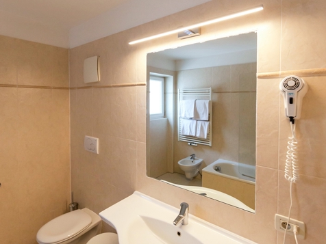 SIUSI apartment with balcony for 2-5 persons image 4
