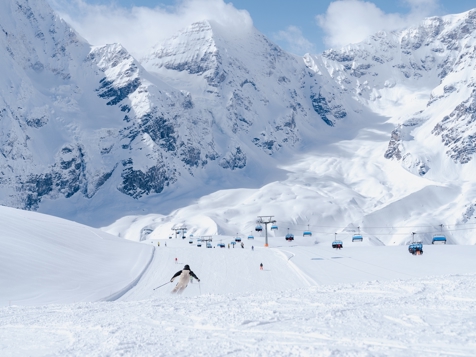 Skiing in Sulden