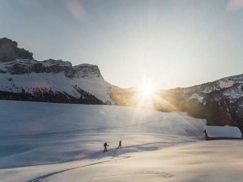 Snow-shoe hiking in Villnöss