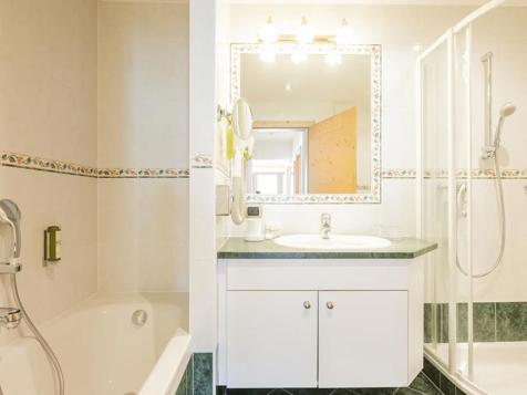 Sonn Suite 206 image 7