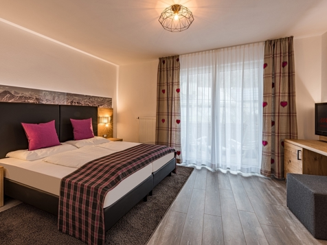 St. Martin Deluxe room image 1