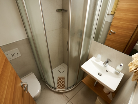 Standard double room image 6