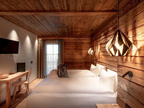 Standard Room image 8